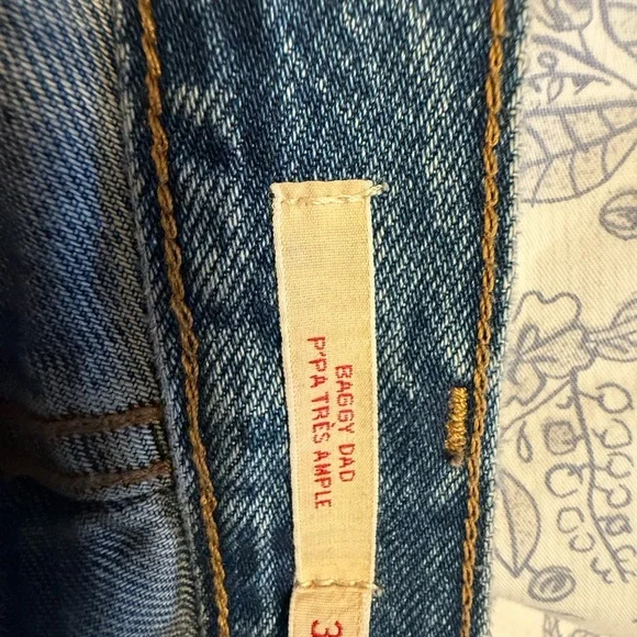 Levi's Women's Sky Blue Straight Leg Jeans - Picture 4 of 6